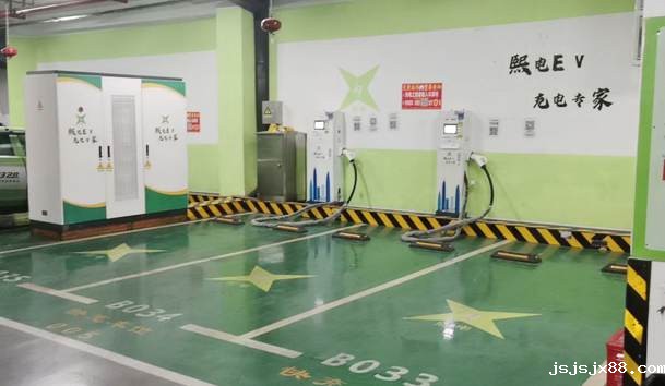 地下停车场电动星空体育足球官网下载分体式充电堆项目案例