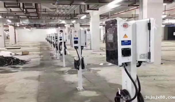 重庆昕晖地产充电站7KW交流充电桩项目案例